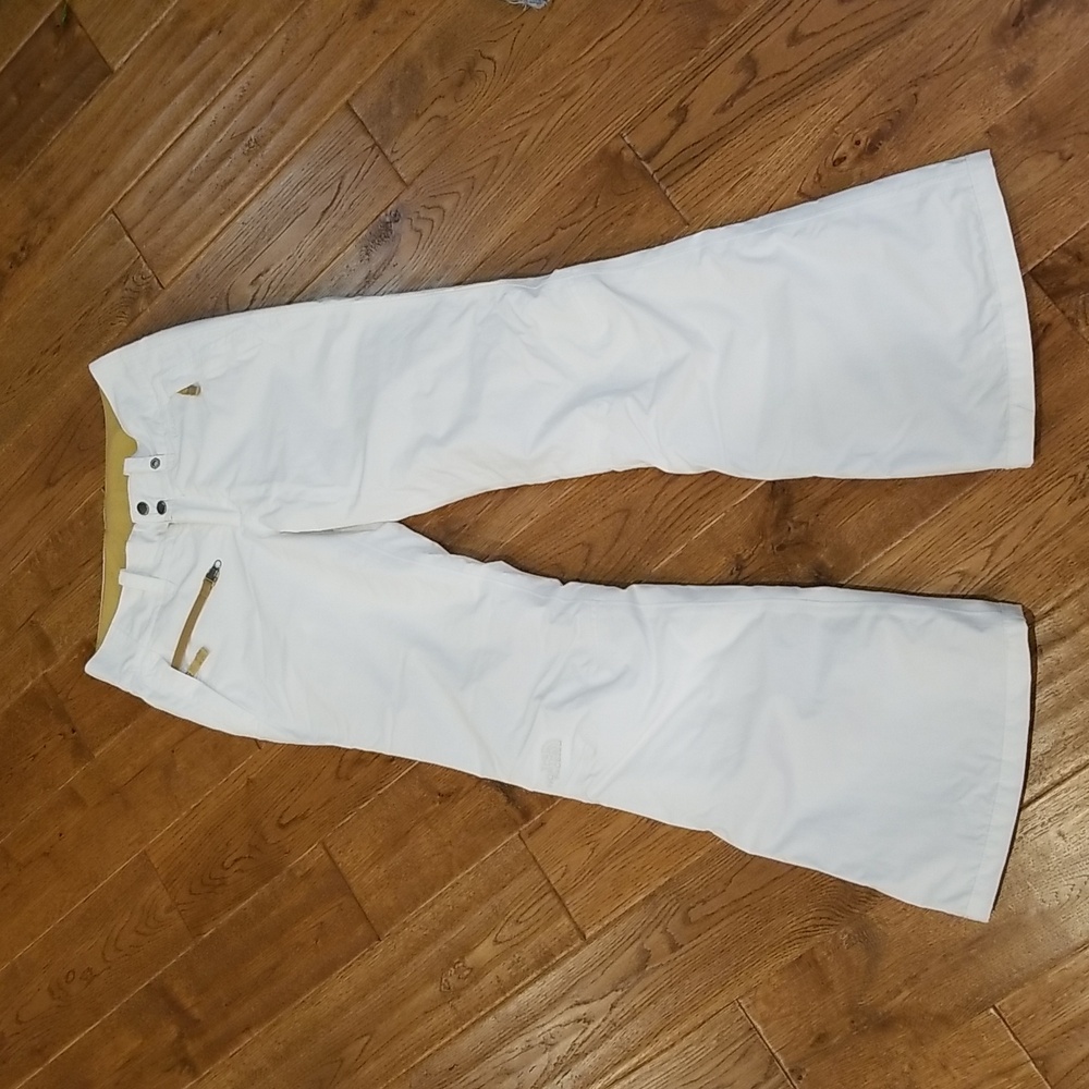 Women's North Face Hyvent snowpants